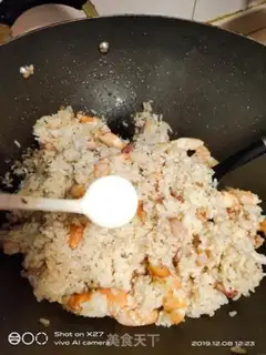Make Bacon shrimp fried rice step 4