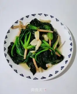 Make Garlic spinach step 4