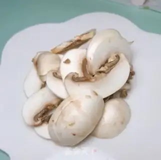 Make Butter mushroom soup step 2