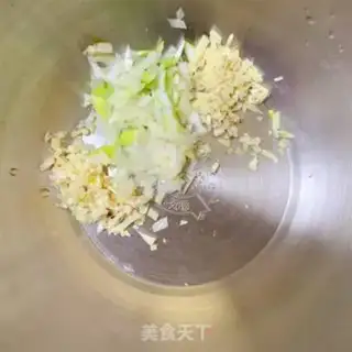 Make The traditional sour pot step 3