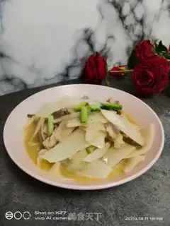 Make Five flowers for radish step 7