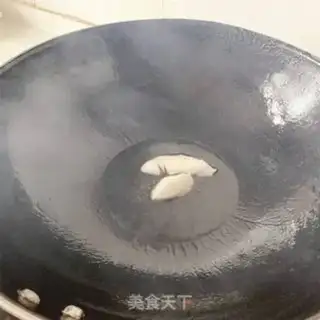 Make The traditional sour pot step 7