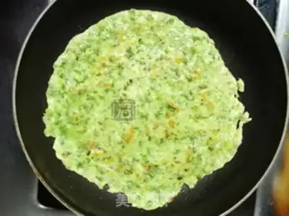 Make Shrimp breakfast cake step 5