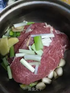 Make Homemade black pepper steak step 2