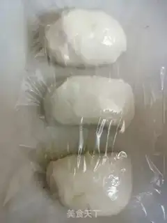 Make Hand grab cake step 3