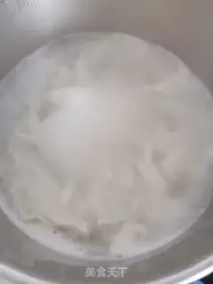 Make Tomato egg noodles step 4