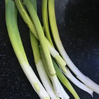 Make Garlic fried eggs step 0