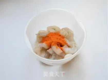 Make New Orleans shrimp sprouts step 1