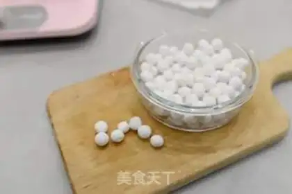 Make Red bean little circle step 2