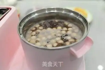 Make Red bean little circle step 4