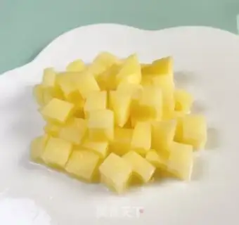Make Potato Pump soup step 1