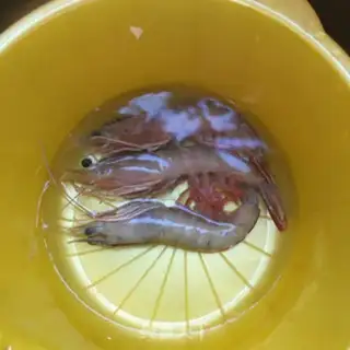 Make Shrimp salad step 3