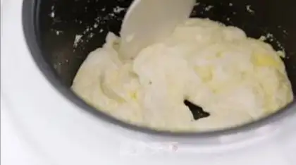 Make The souffle of the rice table step 2