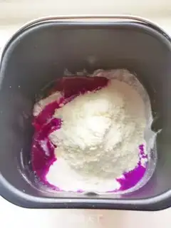 Make Flamingo creamed flute bread step 8