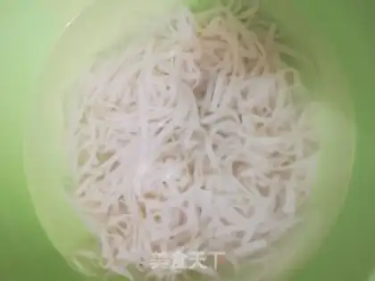 Make Onion noodles step 5