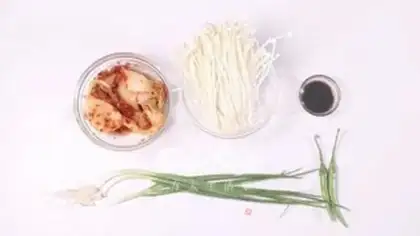 Make Pickle evaporates golden needle mushrooms step 0
