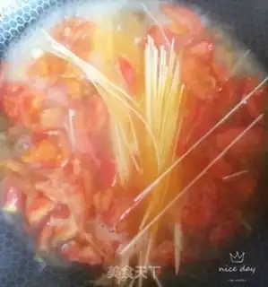 Make Tomato chicken noodles step 4
