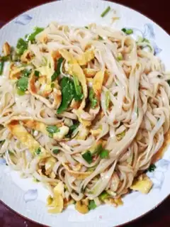 Make Onion noodles step 12