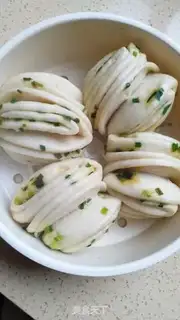 Make Home rolls step 12