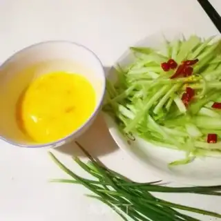 Make Egg noodles step 1