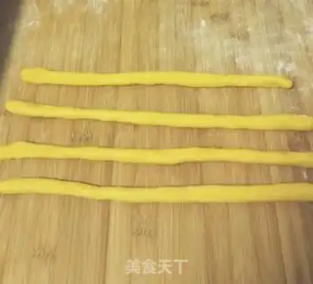 Make Egg pumpkin bread step 6