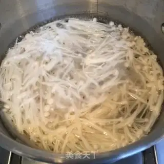 Make Jell-O tofu mushroom vegetable soup step 3