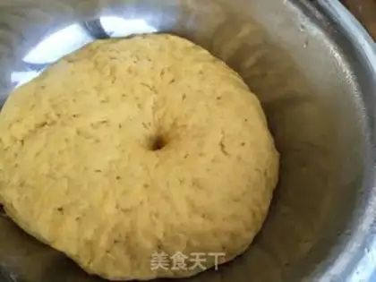 Make Pumpkin rolls step 4