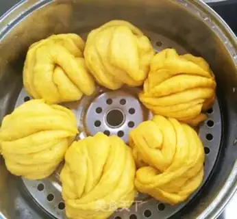Make Pumpkin rolls step 9