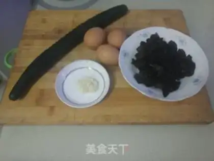 Make cucumbers and wooden eggs step 0