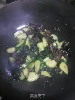 Make cucumbers and wooden eggs step 8