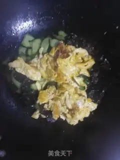 Make cucumbers and wooden eggs step 9