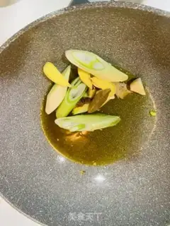 Make A turkey step 1