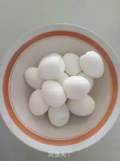 Make Flowered tea eggs step 1
