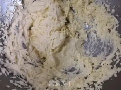 Make Roman shield step 7