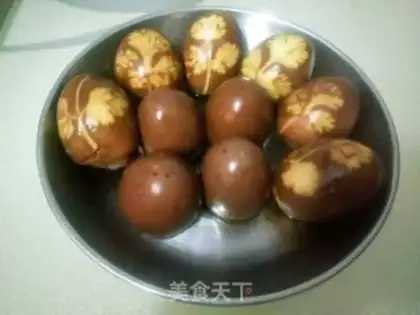 Make Flowered tea eggs step 6