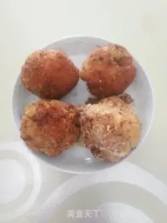 Make Squeeze beef and rice rice balls step 9