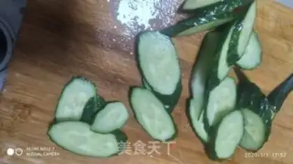 Make The octopus must fire cucumber step 2