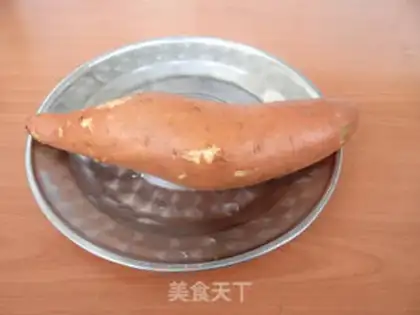Make ♪ ♪ The sweet sweet potatoes and rice ♪ step 1