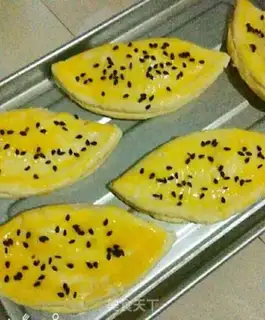 Make Eggskin banana pie step 3