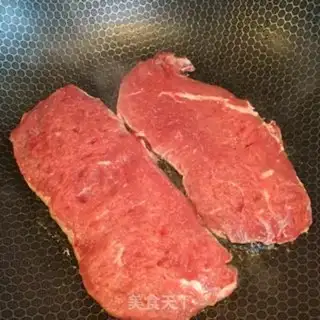 Make Fried steak step 1