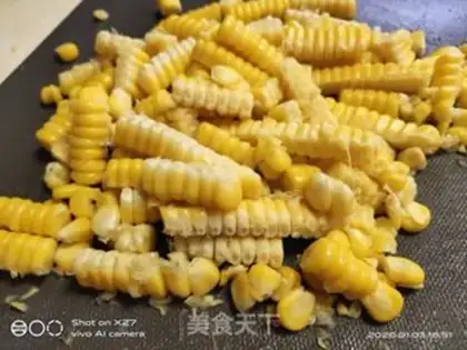 Make Corn flamingo salad step 1