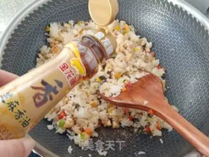 Make Five-colour chicken fried rice step 9