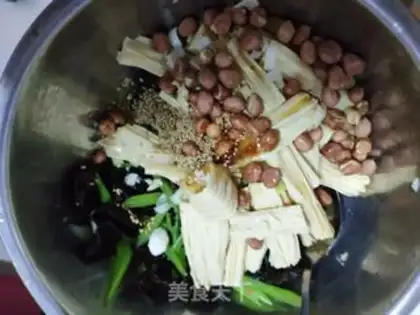 Make Wood-crumbed celery step 5