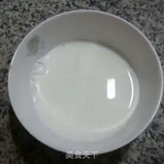 Make Egg milk waffles step 1