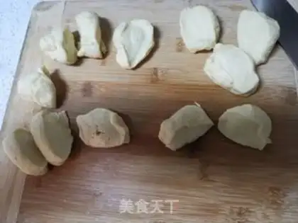 Make Coconut black sesame bread step 2
