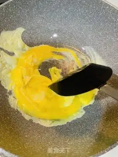 Make Tomato egg fried rice step 0