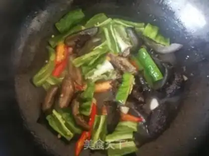 Make Paprika for sea cucumber step 7