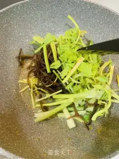 Make Celery-mixed meat step 4