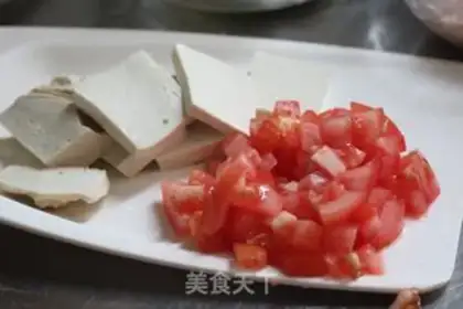 Make Tomato meatball tofu soup step 3