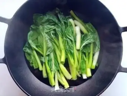 Make Garlic cabbage step 2